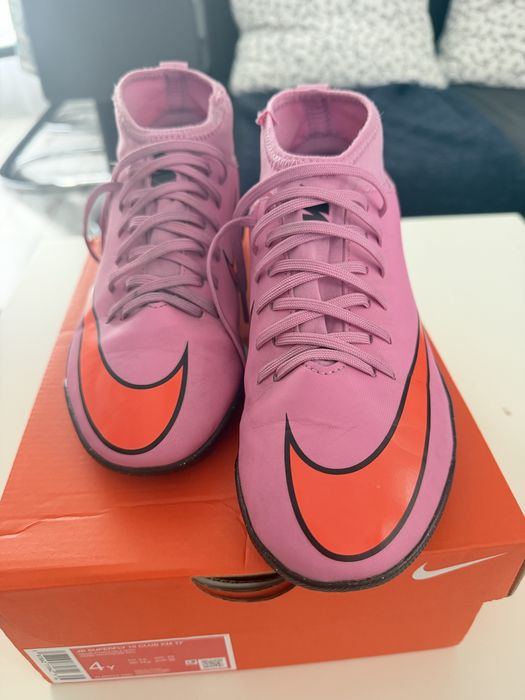 Nike стиножки -35,5номер-22,5см
