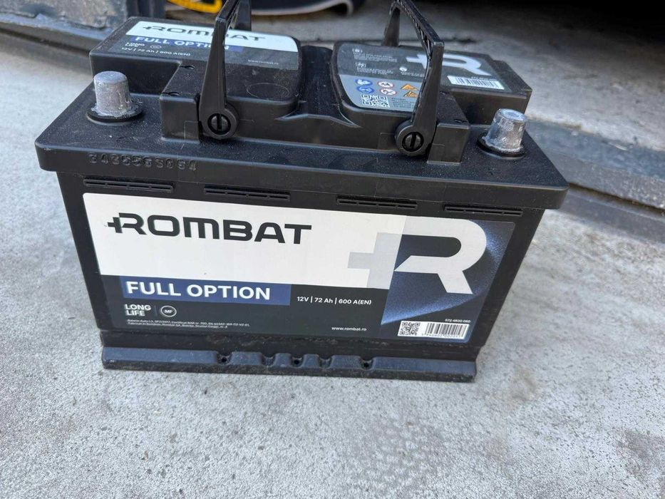 Baterie auto NOUA ROMBAT LONG LIFE 12 V  /  72A  / 600 A(EN)