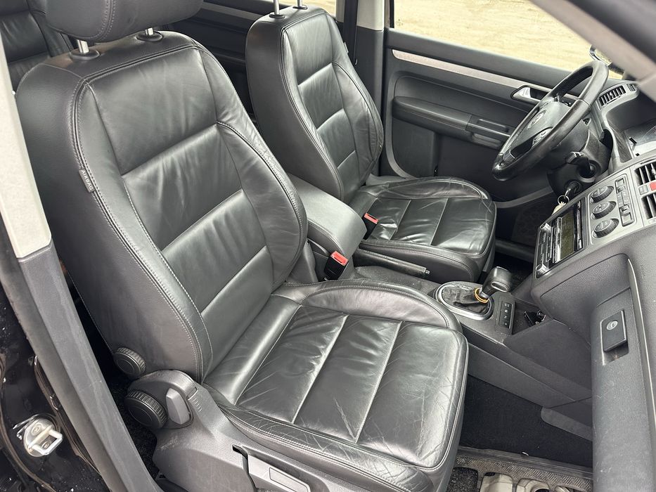 Фолксваген Туаран 2.0tdi- BMM, DSG, Face - На Части!!!