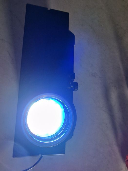 LED проектор в хорошем-отличном состоянии