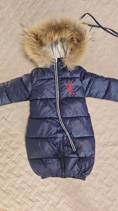 Зимний комбинезон для малыша