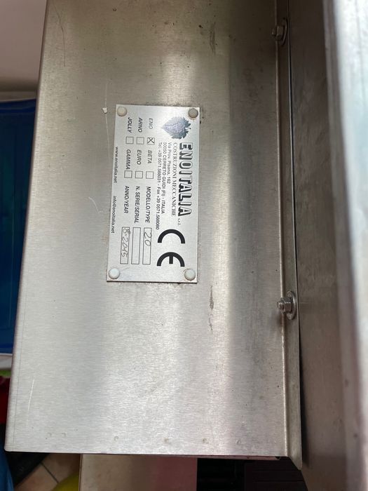 Zdrobitor și dezciorchinator electric de struguri
