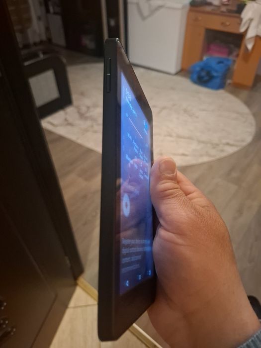 Tableta pentru copii Amazon Fire,display 8" stare buna