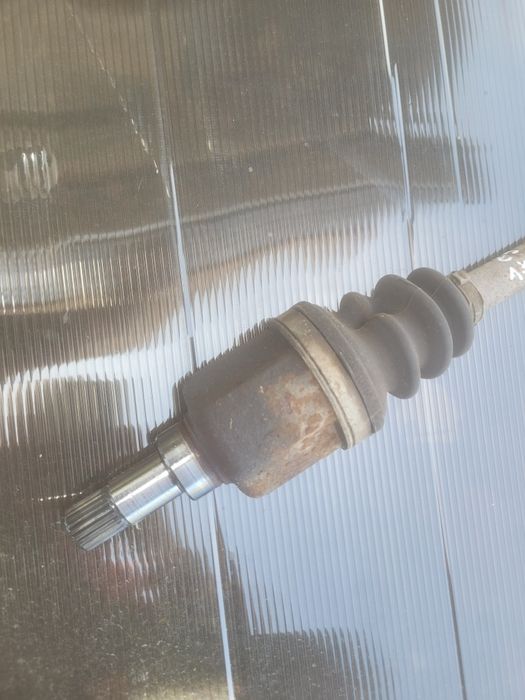 Planetara stanga fata Peugeot 207 1.4 B