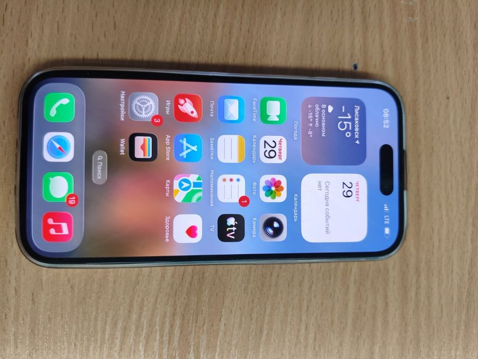 Айфон 15 в хорошем состоянии