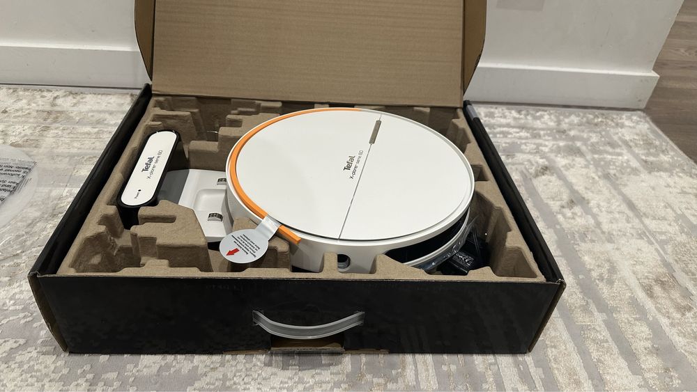 Робот пылесос…..