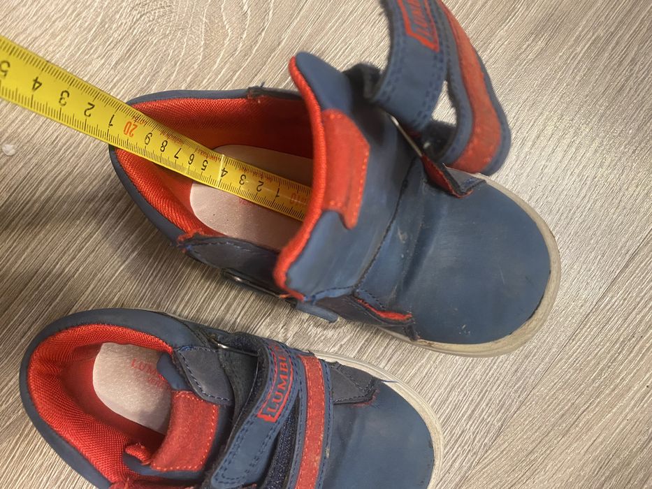 Adidasi copii marimea 25