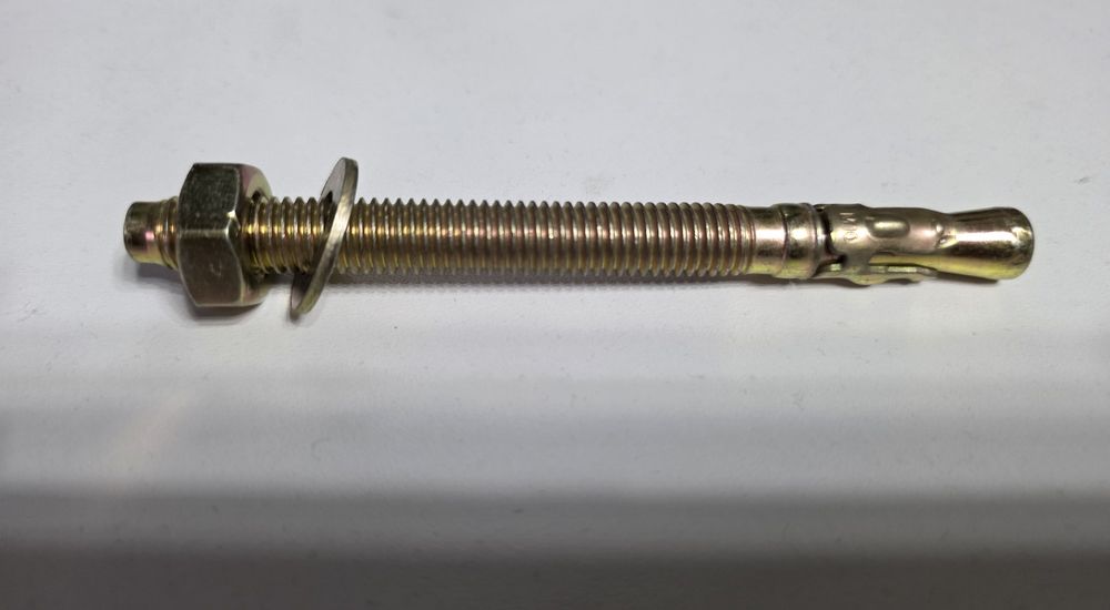 Продам анкер клиновой Hilti