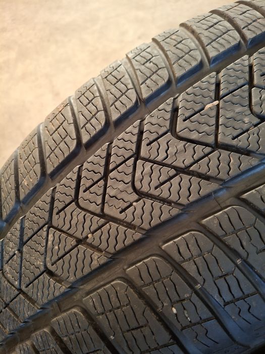 4 Anvelopele de iarnă m+s 245 50 r19 Pirelli