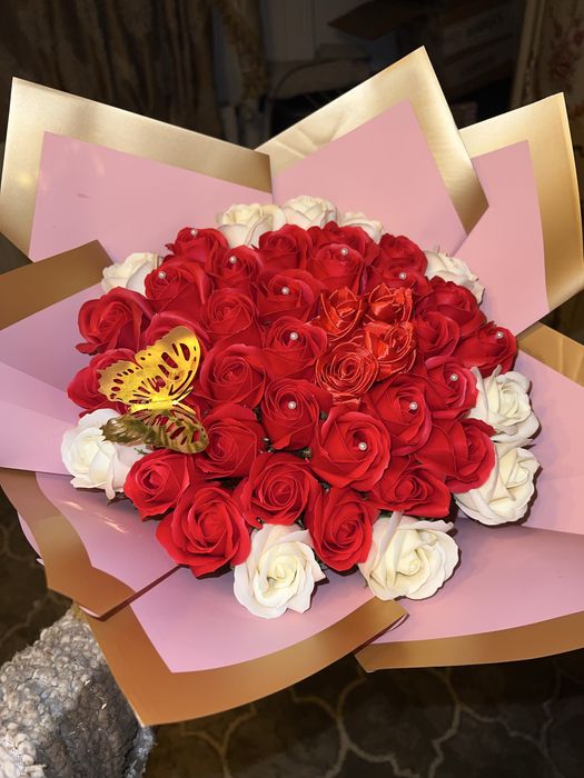 Vand buchete de trandafir din sapun !