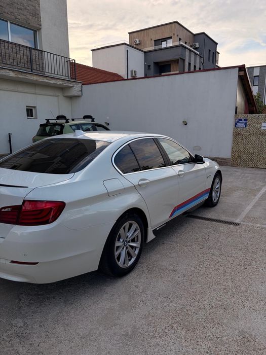 BMW 5 Series 2011 — imagine 2