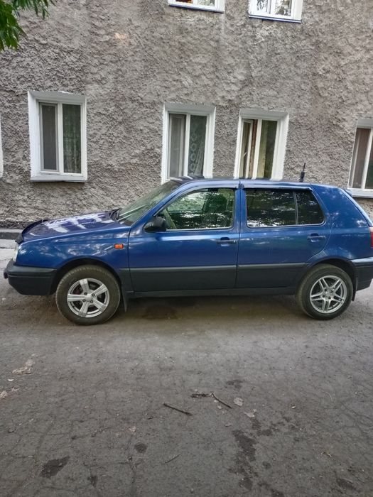 Продам автомобиль срочно
