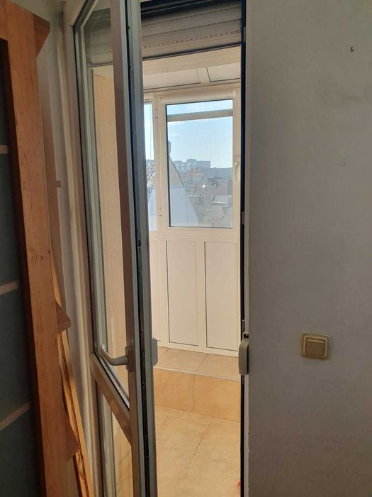 Продава се Двустаен апартамент в Варна, Център - 55 кв.м за 1768 €/кв.м - Снимка #12