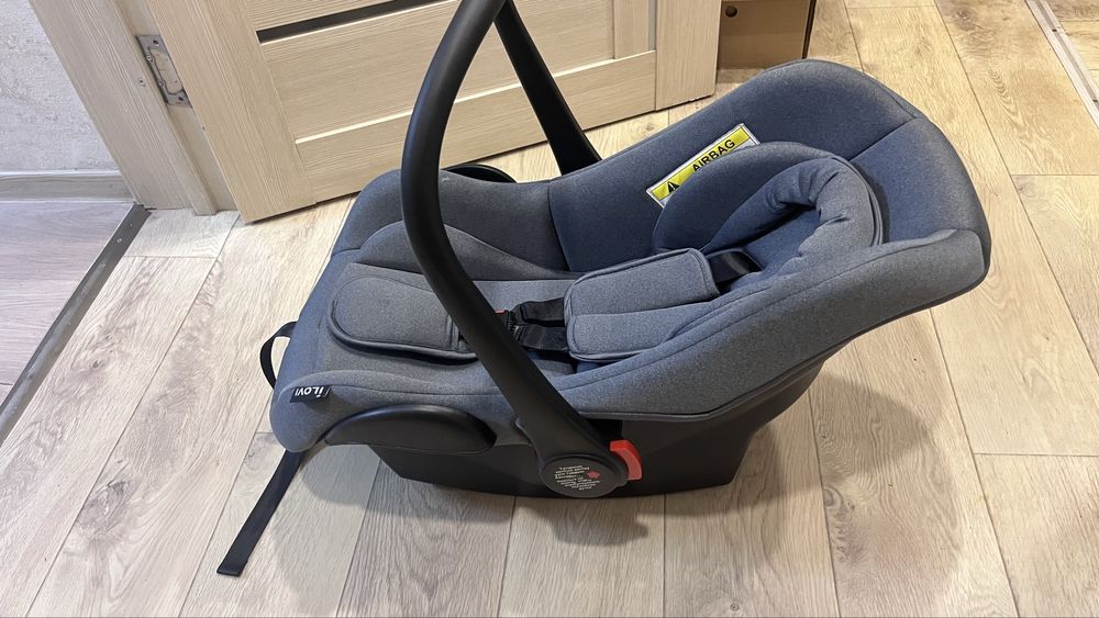 Продам детское автокресло