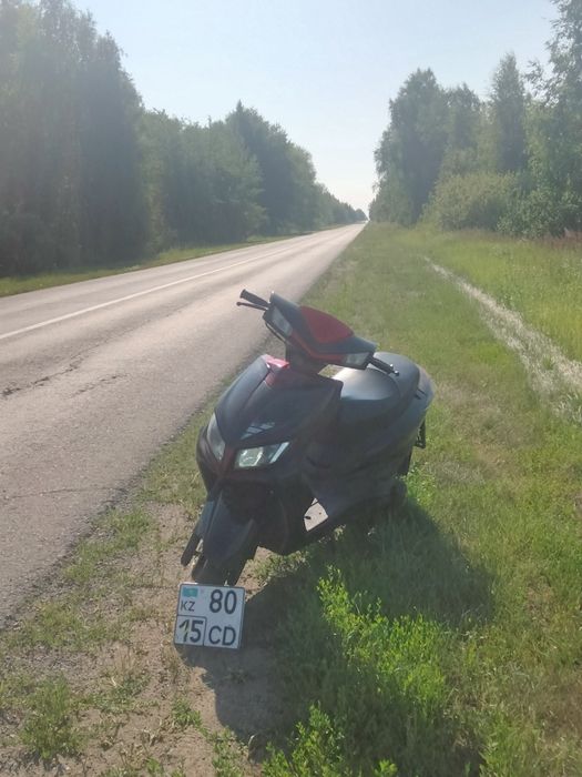 Продам скутер м8