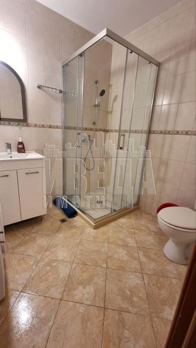 Дава се под наем Тристаен апартамент в Варна, Централна поща - 80 кв.м за 600 € - Снимка #6