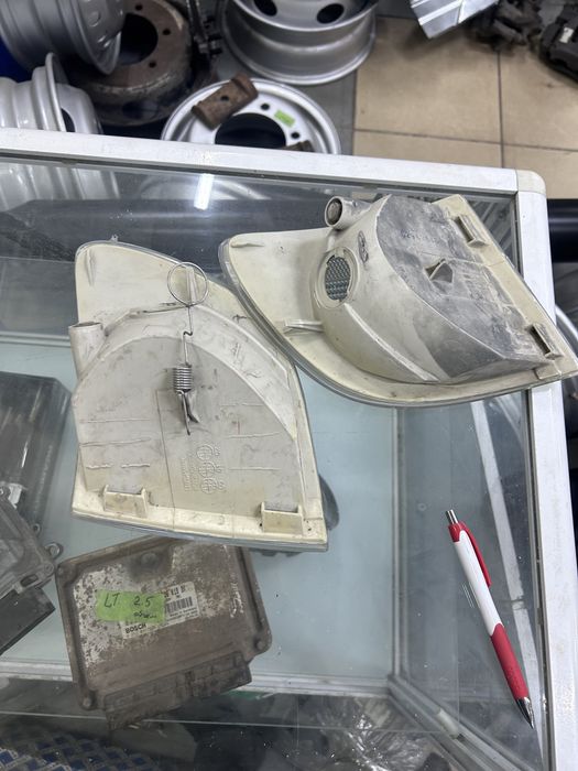 Поворотники Mercedes Vito