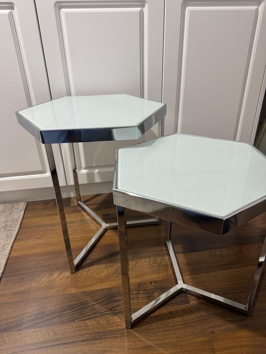 Vând set de 2masute