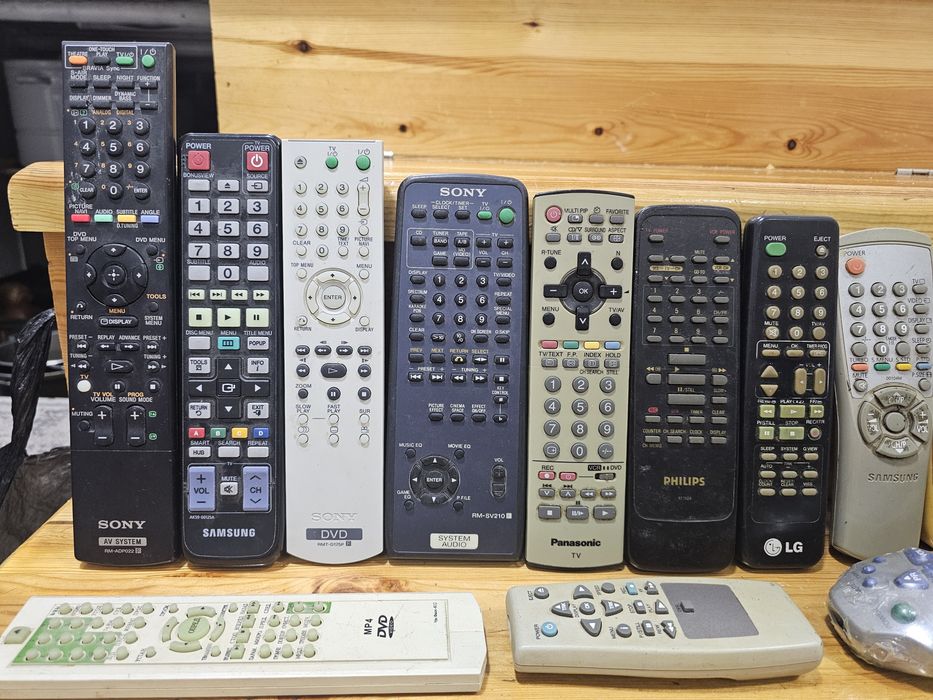 Продам пульты разные оригинальные, пульт, каждый цена отдельно