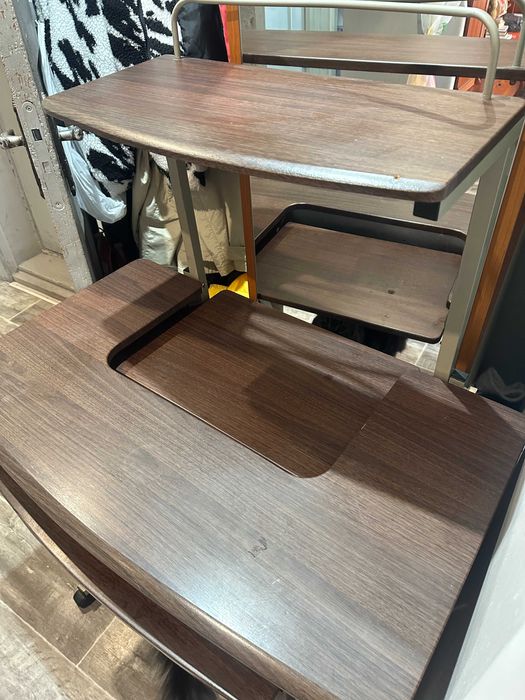 Компьютерный стол даром