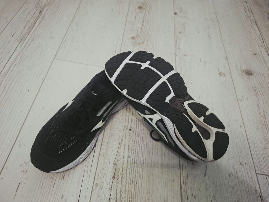 Mizuno wave stream 2-Ориг.маратонки