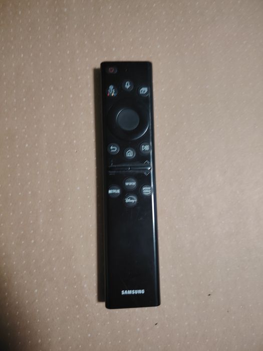 Samsung QLED 4K UHD  108 cm excelent