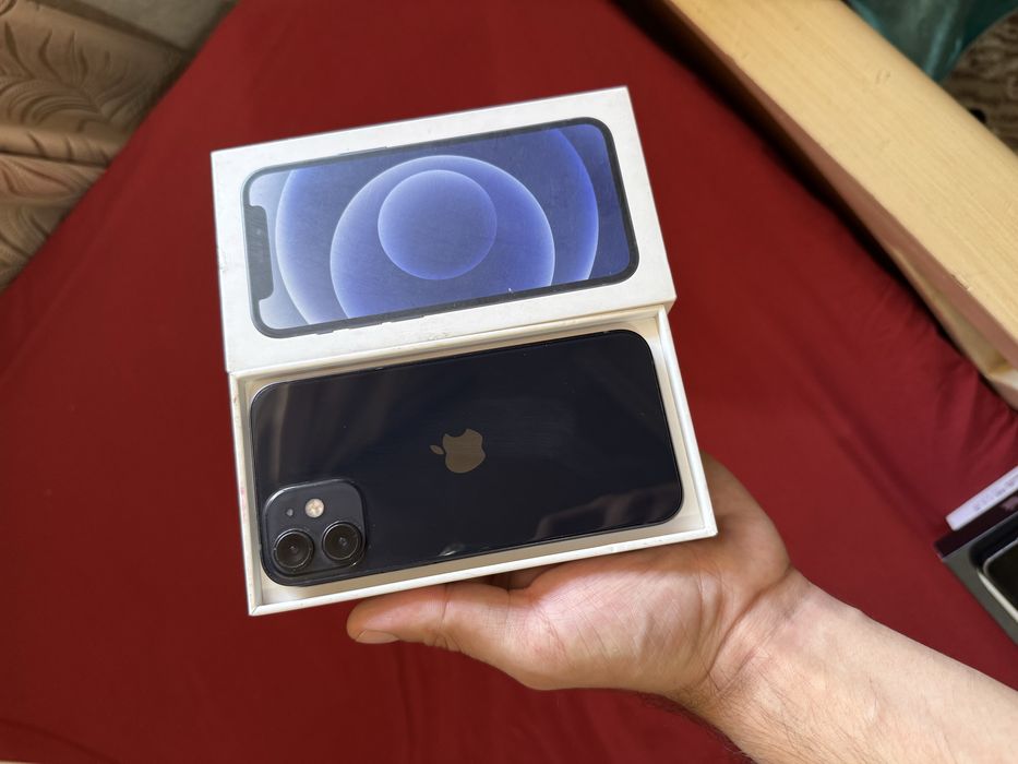 Продам телефон Apple 12 Mini