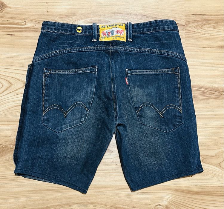 Hugo Boss,Finest Board,GURU,Scoth&Soda,Volcom,Scotch&Soda,Levis,Diesel,Colmar,Take Two,Enos jeans