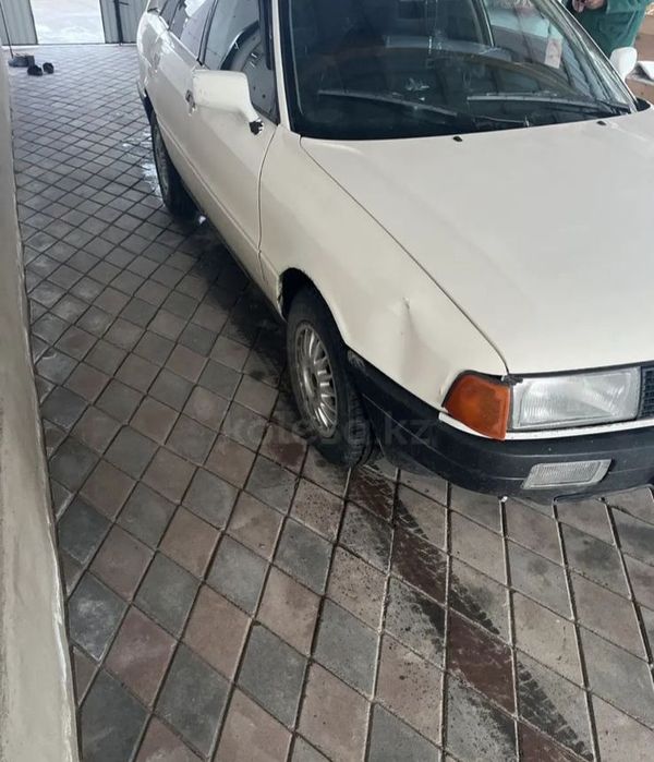 Продам машину ауди 80