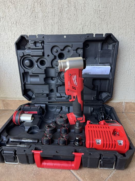 Presa sertizare Milwaukee M18 HKP