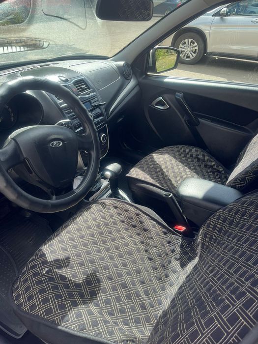 Автомобиль Лада гранта