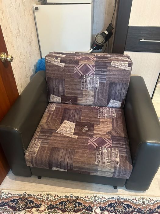 Продам кресло срочно