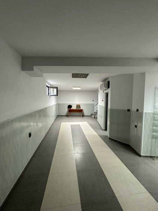 Дава се под наем Магазин в Пловдив, Център - 125 кв.м за 433.5 € - Снимка #5