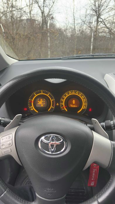 Vând Toyota Auris 2008 Diesel Cutie Automata 74330 km