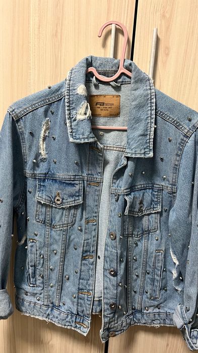 Дамски рокли и гащеризон