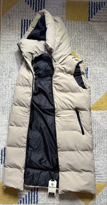 Vesta lunga matlasata bej