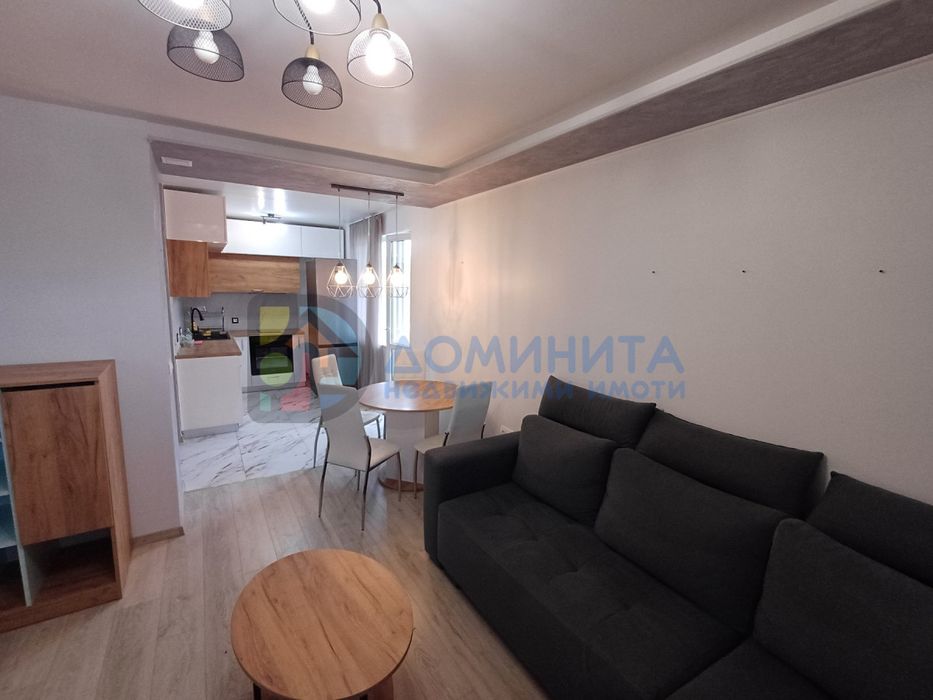 Двустаен апартамент, напълно обзаведен. Луксозно изпълнение