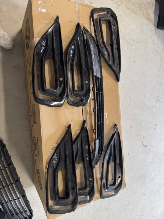 Grila bara fata / grila proiector stanga / grila proiector dreapta