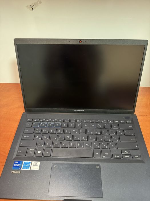 Продаю ноутбук ASUS EXPERTBOOK