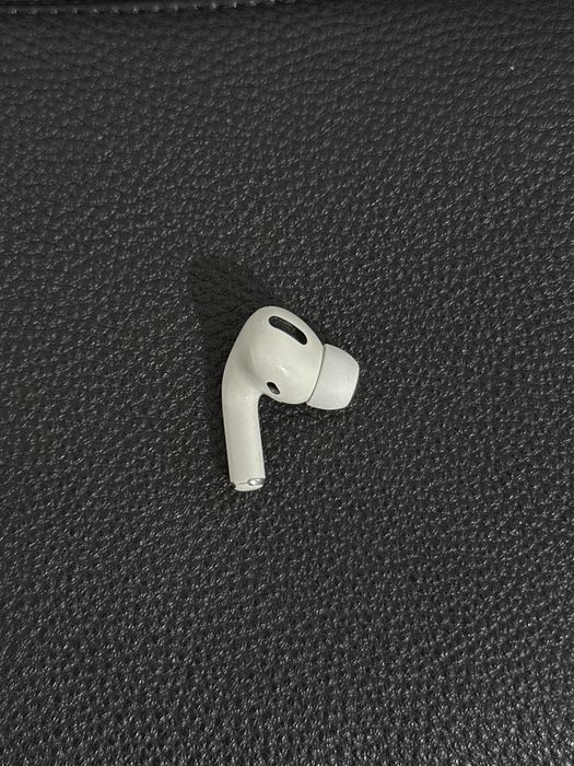 Левый наушник Airpods Pro Оригинал