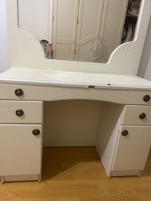 Туалетный столик