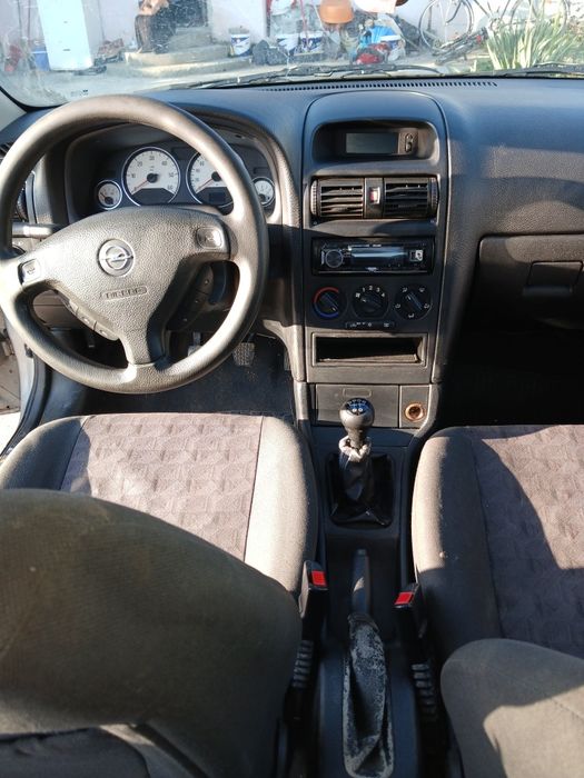 Vând sau schimb  Opel