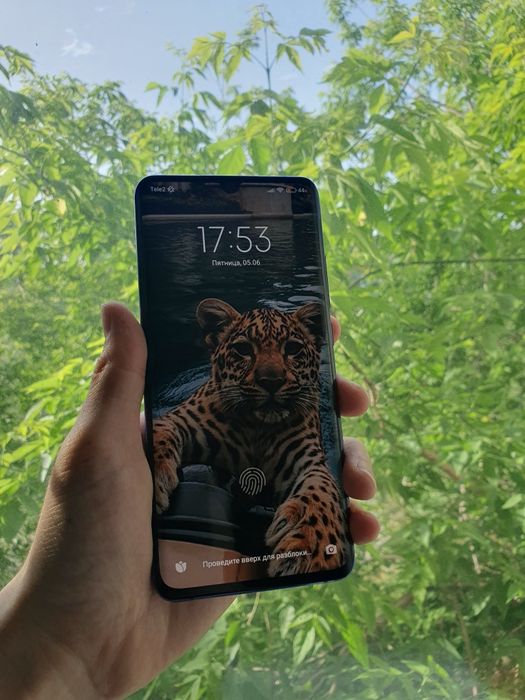 Продам телефон Mi Note 10 Lite