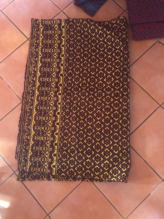 velinte tesute manual din lana