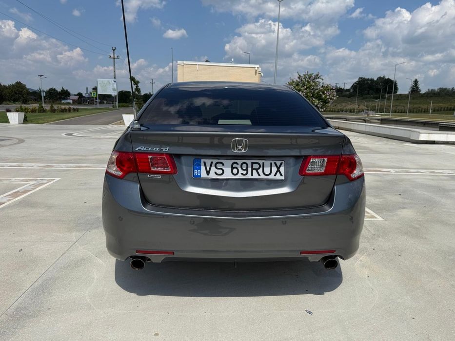 Honda Accord Executive AT  2.4 i-VTEC Automat