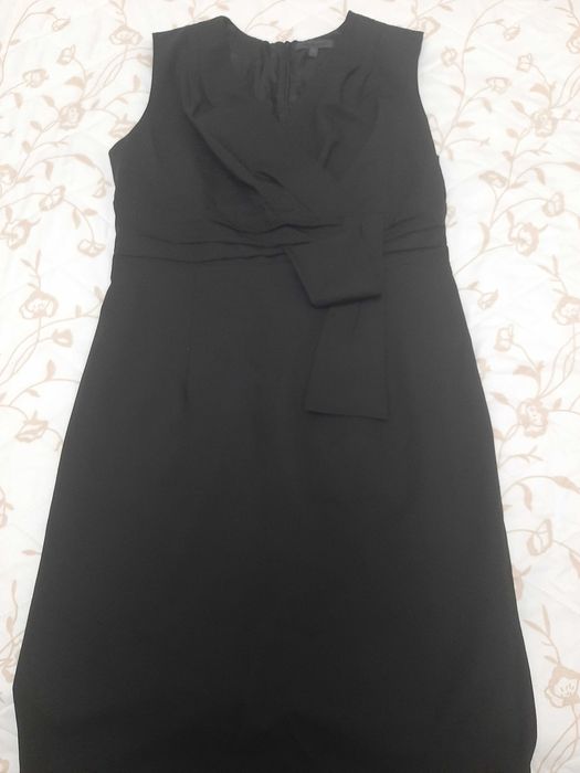 Женское платье  черное