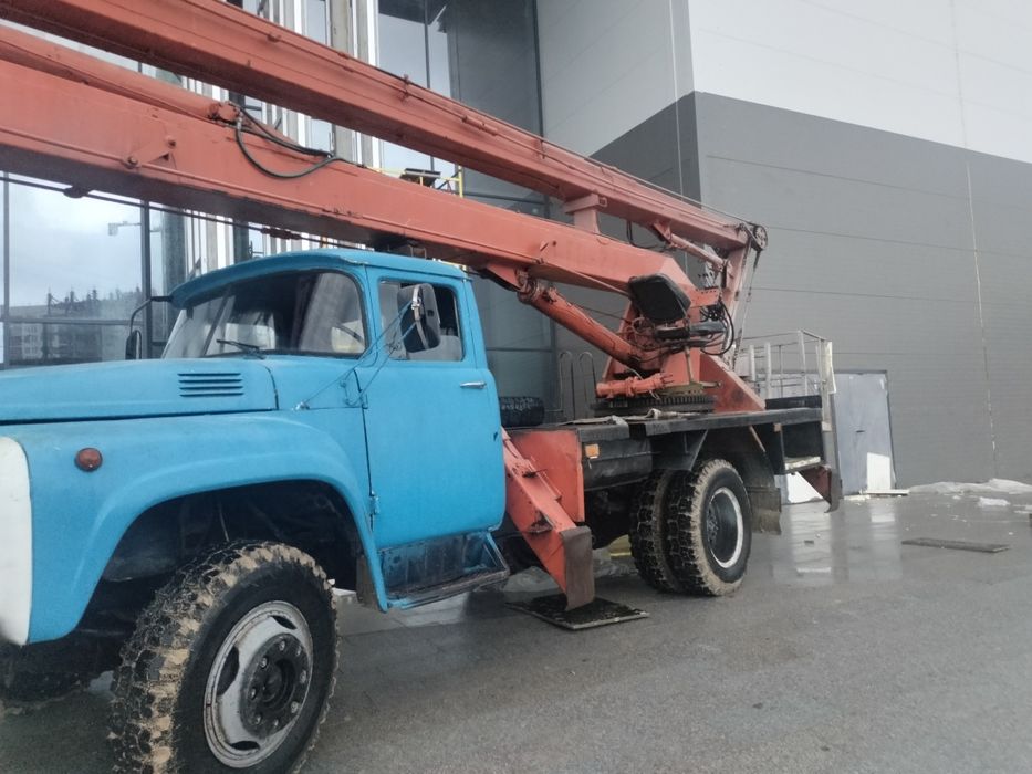 Авто вышка 22-30  метр