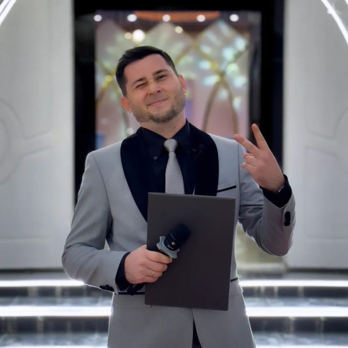 Ведущий мероприятий