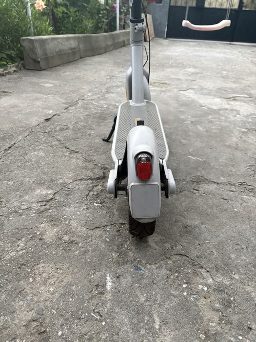 Trotineta electrica ninebot kickscooter max g30