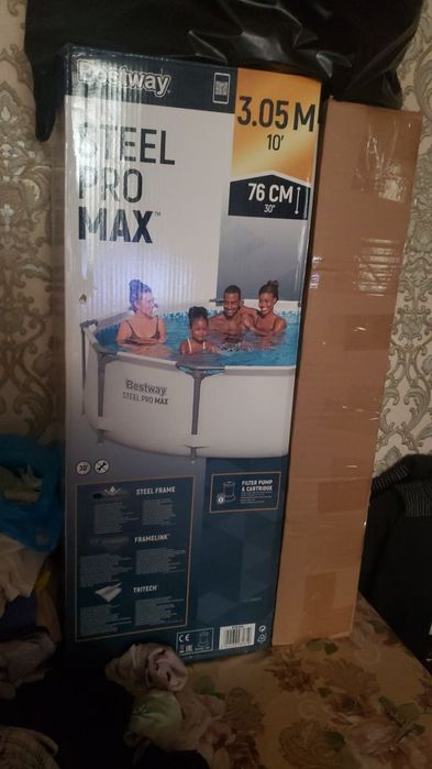 Бассейн продам срочно.Ширина 3 метра